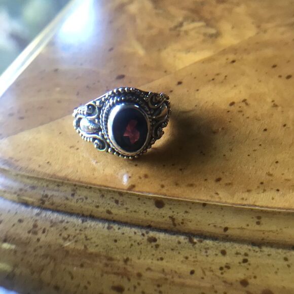 Natural Red Garnet Sterling Silver Solitaire Ring Size 6 - Picture 7 of 8